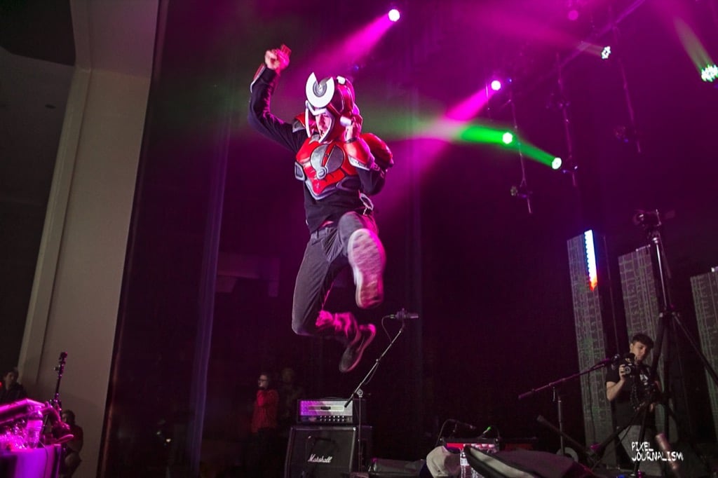 Dj Cutman mixing at a live event